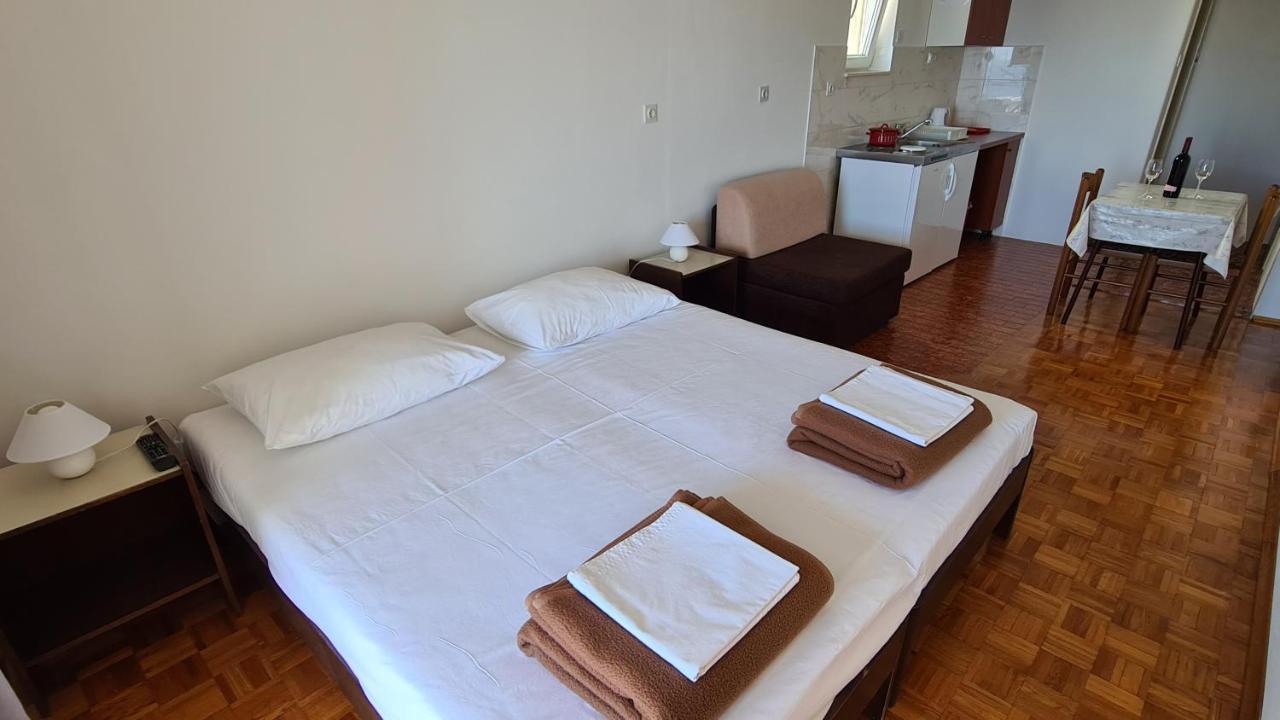 Apartments Kust مْليني الغرفة الصورة